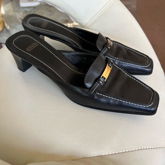 7B Coach Nina black leather mules with gold hardware - Picture 3 of 9